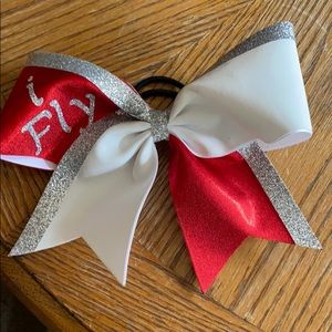 Cheer bow